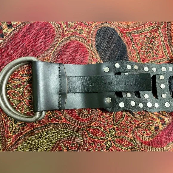 Y2K NWOT Studded Black Leather Belt- Size M/L - Picture 7 of 7